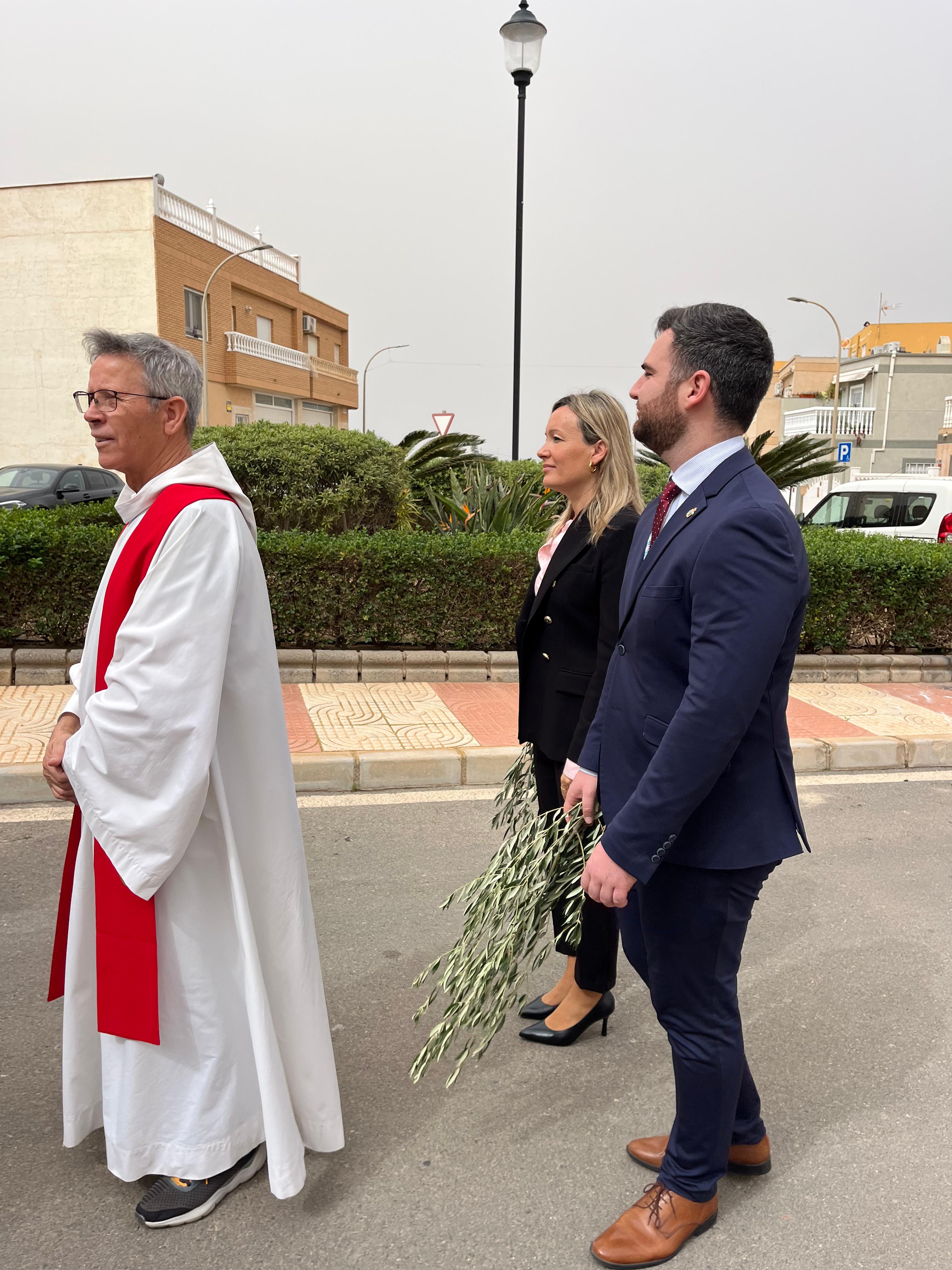 200 viviendas, El Puerto y Aguadulce disfrutan de las Palmas y los Olivos
