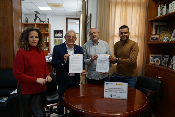 Vícar colabora con un proyecto para prevenir sobre la discriminación de los inmigrantes