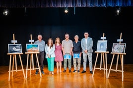 Los ganadores junto al concejal de Cultura, Daniel Salcedo.