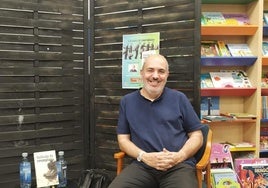 Diego Reche presenta este jueves su novela 'Soldado de reemplazo' en el Castillo de Santa Ana en Roquetas