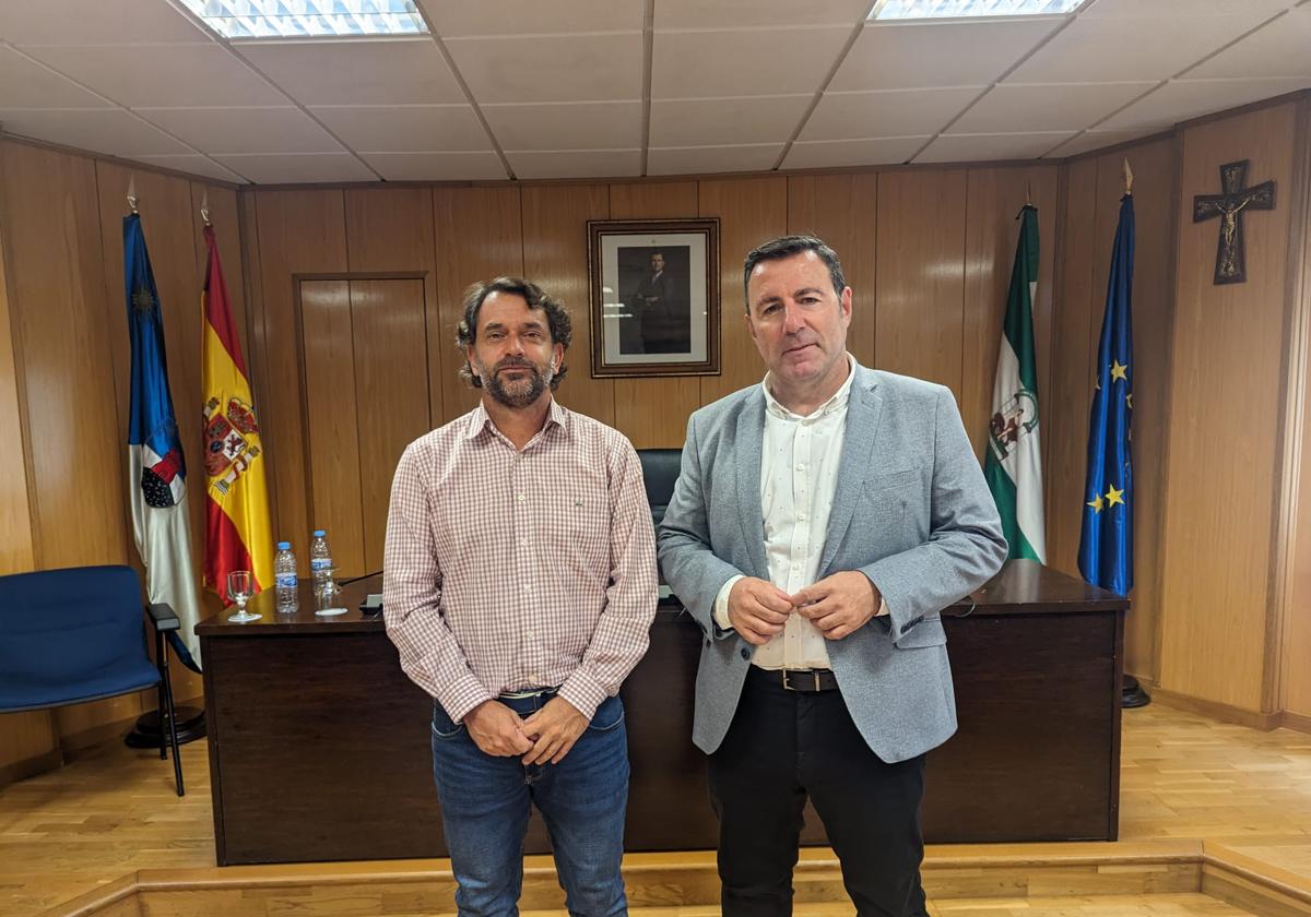 Los dos concejales de la formación roquetera.