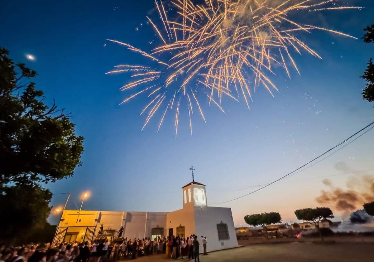 Cortijos de Marín se da un festín de juegos, comida y devoción por sus Fiestas Patronales