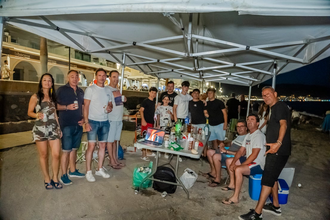 Así fue la Noche de San Juan en Roquetas de Mar