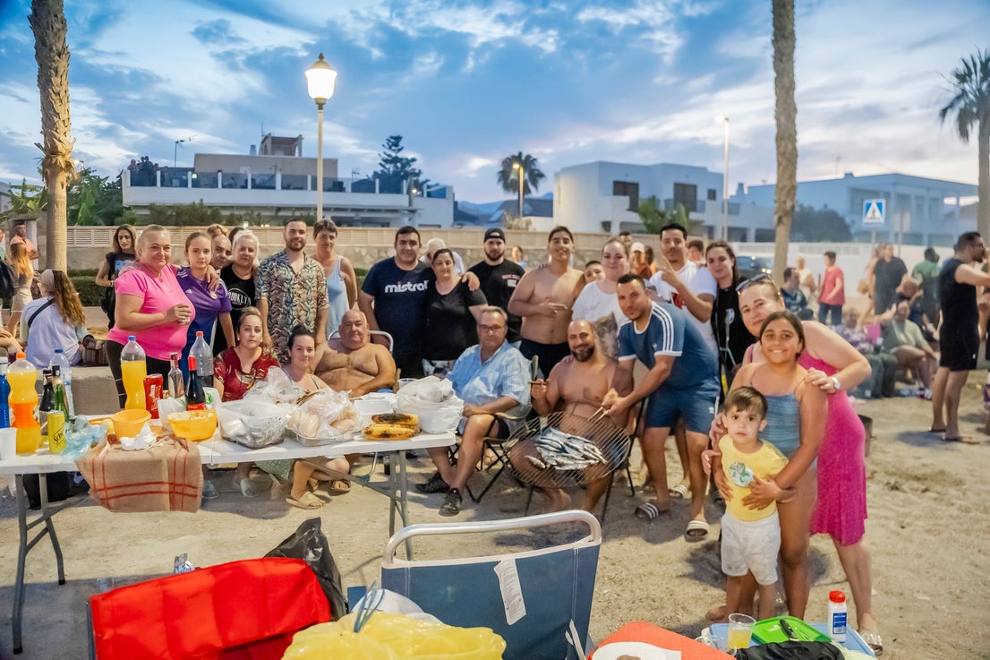 Así fue la Noche de San Juan en Roquetas de Mar