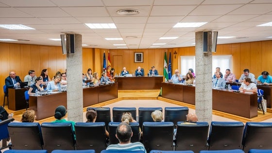 El Pleno municipal aprobó solo un tercio de las mociones presentadas