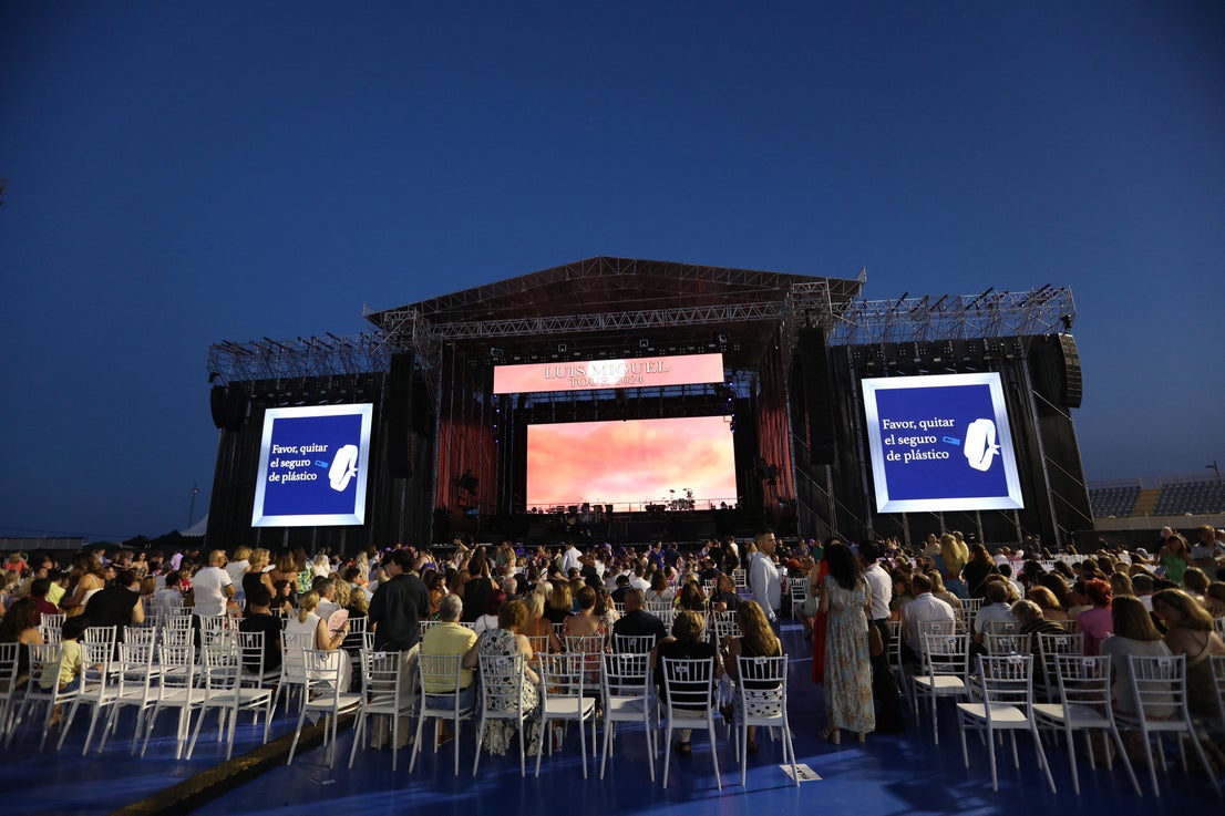 El concierto de Luis Miguel en Almería, en imágenes