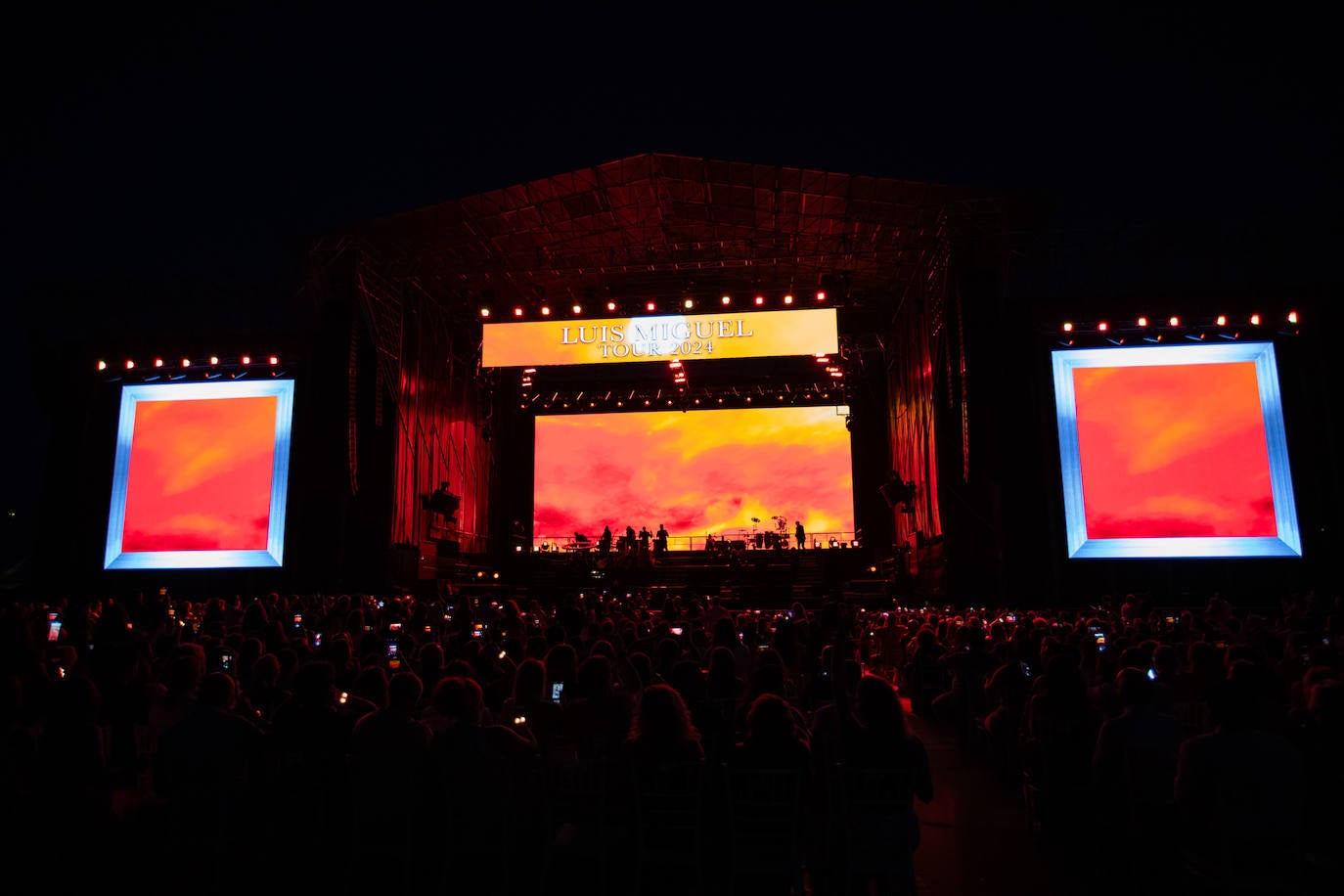 El concierto de Luis Miguel en Almería, en imágenes