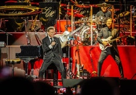 Uno de los momentos del concierto en la localidad costera.