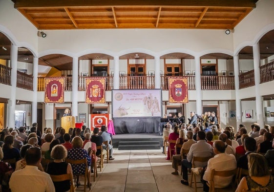 Ana Mestre da el pistoletazo de salida a la Feria de Santa Ana con el XVIII Pregón Taurino y Salinero