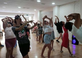 Taller de flamenco en el municipio de Vícar.