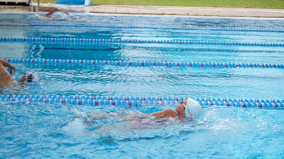 La Piscina Municipal de Vícar despide los cursos de verano y prepara el inicio de la nueva temporada