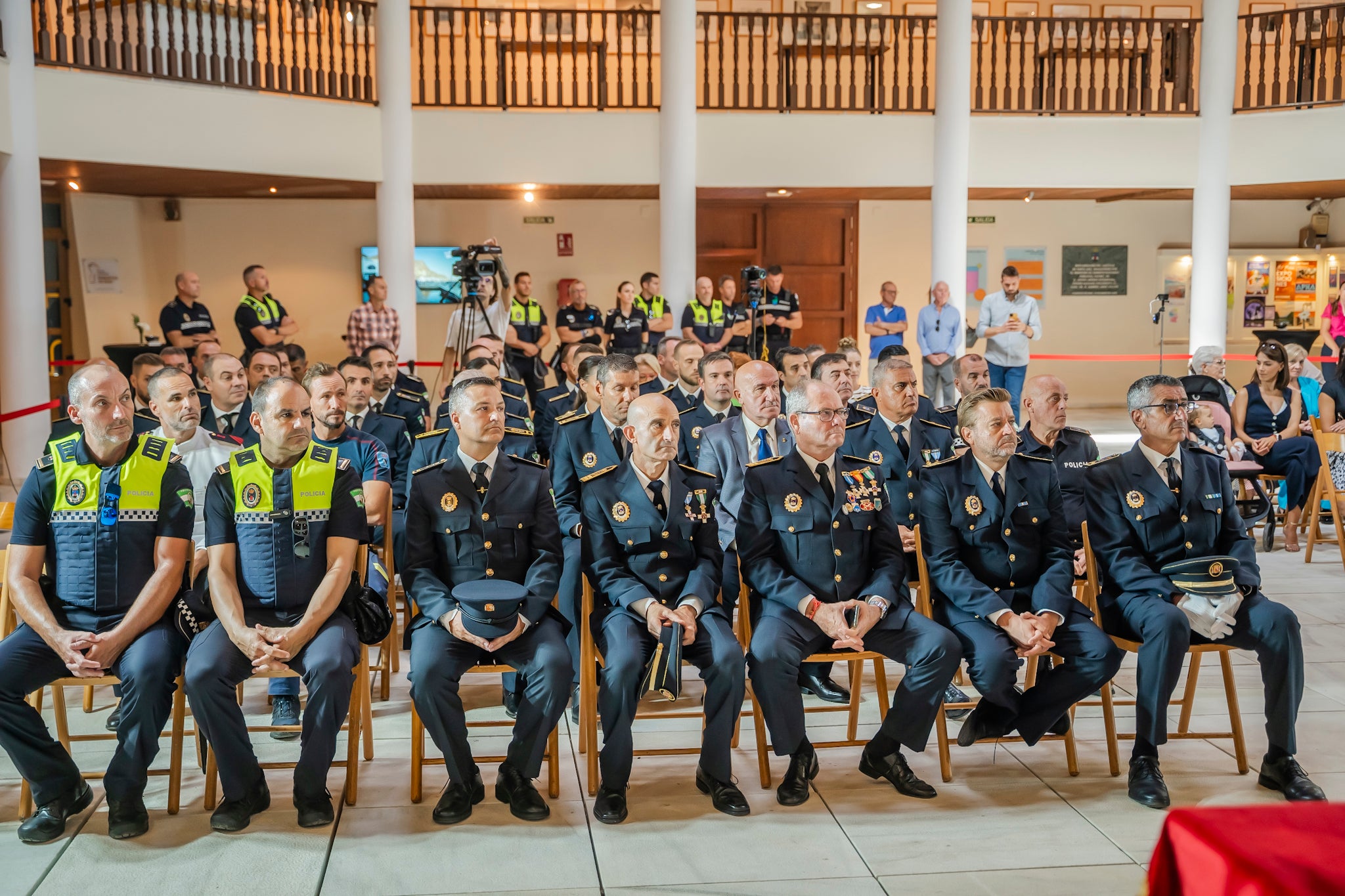 La celebración de los Santos Ángeles Custodios en Roquetas de Mar, en imágenes