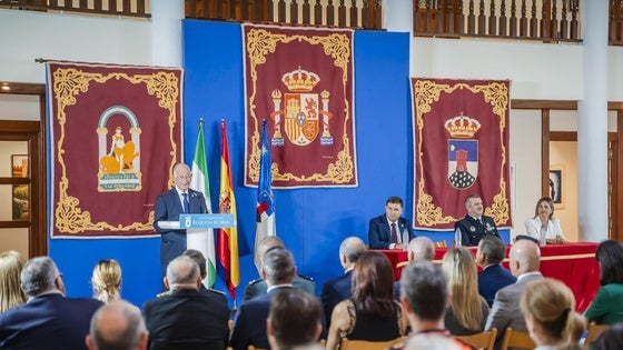 La celebración de los Santos Ángeles Custodios en Roquetas de Mar, en imágenes