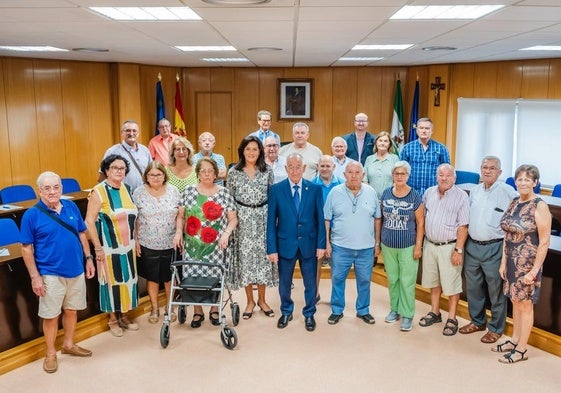Foto del acto celebrado en el Ayuntamiento de Roquetas de Mar.