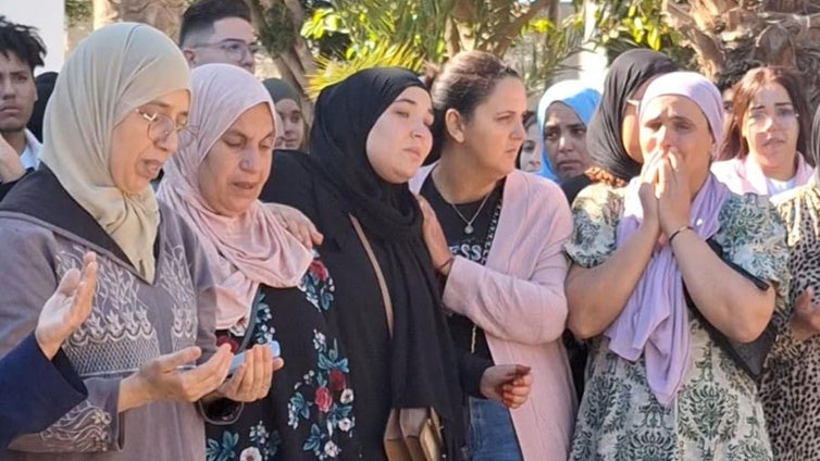 La Mojonera llora a Hafsa entre oraciones y un minuto de silencio