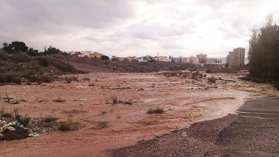 Critican que no haya «infraestructuras seguras» ante lluvias torrenciales en Aguadulce