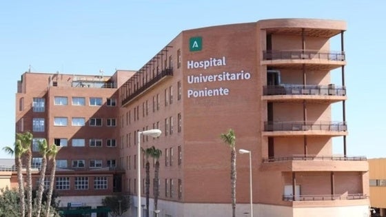 Instan a Amat a «dejar de fantasear» con las fechas del Hospital de Roquetas