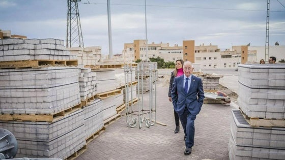 Roquetas planea realizar unos trabajos para la mejora del suministro del agua desalada