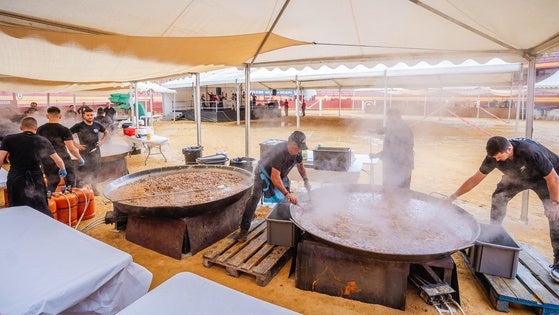 Éxito de participación en la Gran Fritá organizada para poner en valor la gastronomía roquetera