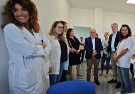 El delegado territorial de la Consejería de Salud y Consumo en Almería visitó el centro vicario.