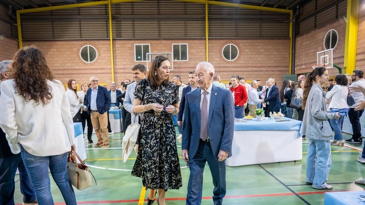 Arte, literatura, robots y excursiones: la Semana Cultural de Al-Bayyana
