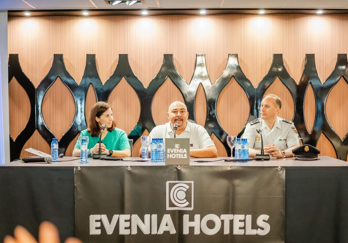 Roquetas se convierte en el epicentro de la ciberseguridad con un congreso internacional