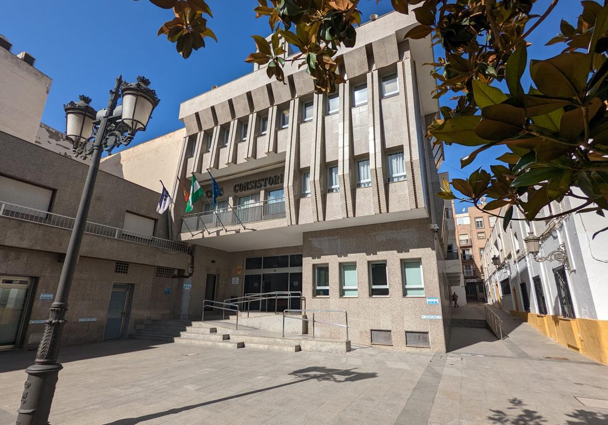 Roquetas de Mar lidera de nuevo el ranking de pago a proveedores a nivel nacional