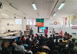 Un momento de la campaña en Vícar.