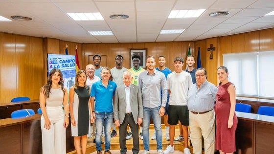 Roquetas presenta una iniciativa que pone en el foco la salud, la alimentación y el deporte