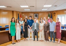 El Ayuntamiento de Roquetas acoge una visita especial.