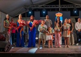 Coronación de Reinas y Reyes de las Fiestas Patronales de la barriada de Las 200 Viviendas.