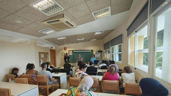 Vícar profundiza en la ciberseguridad con una experiencia única en el municipio