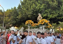 La procesión de la Virgen del Carmen recorrió las distintas calles de Aguadulce.