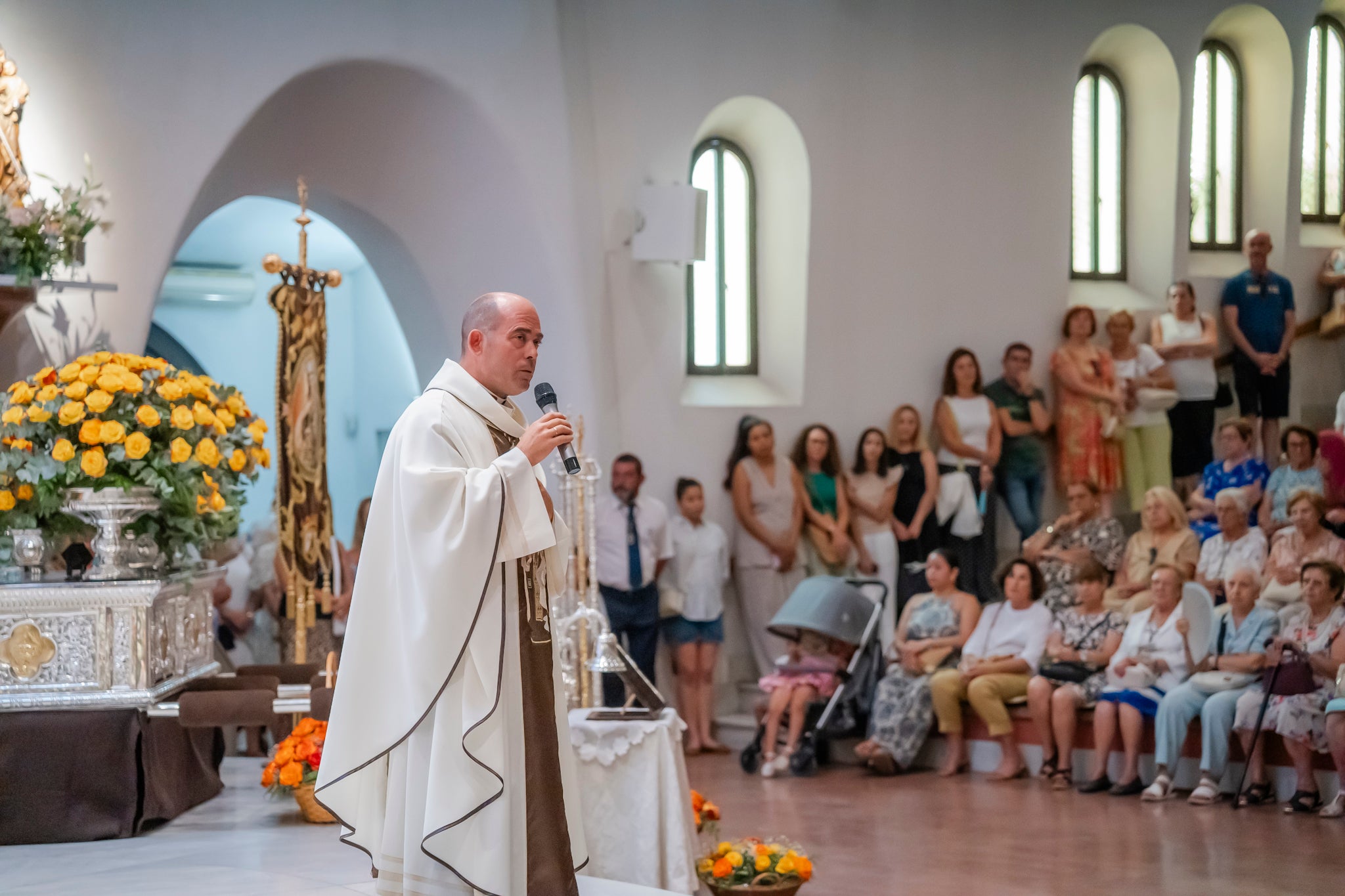 La Virgen del Carmen pasea por Aguadulce