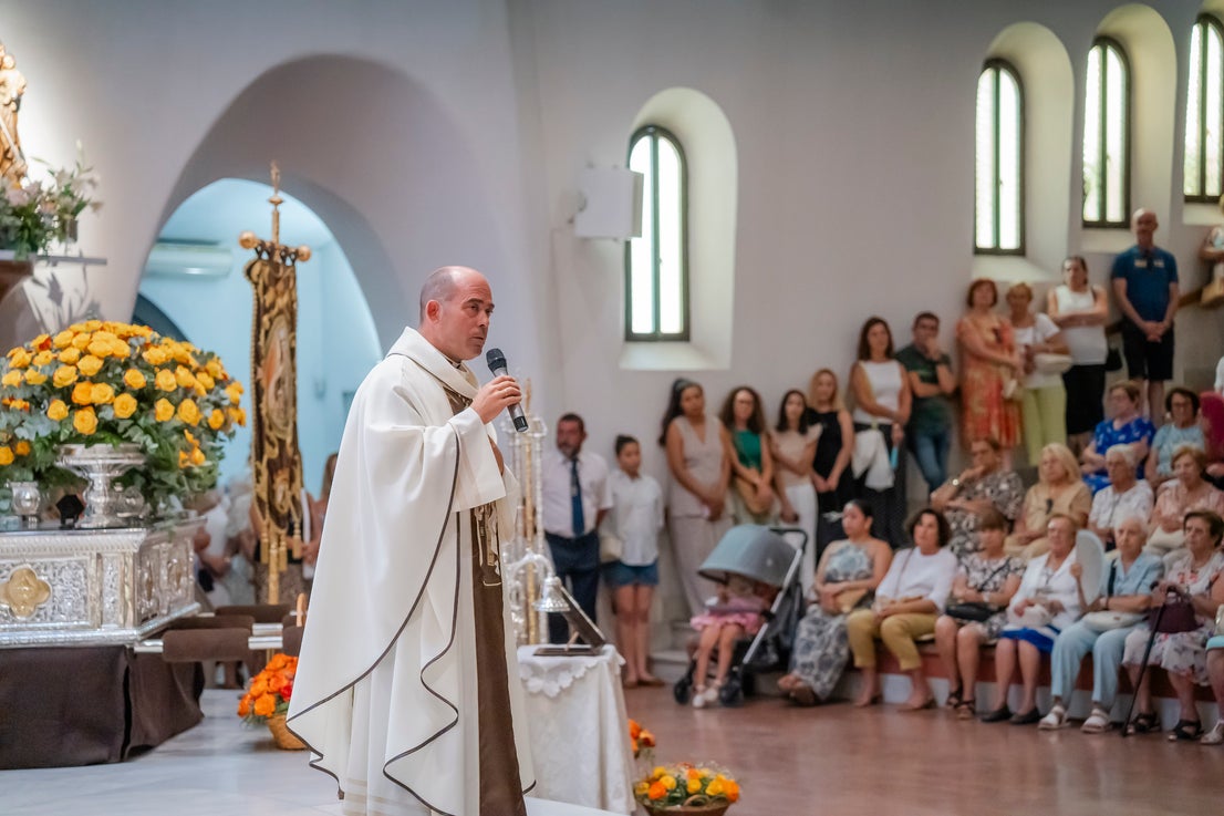La Virgen del Carmen pasea por Aguadulce