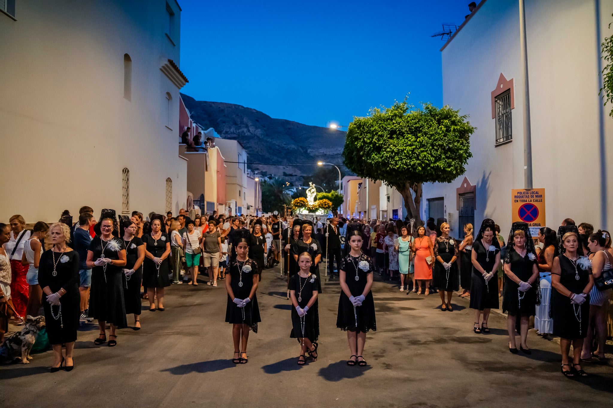 La Virgen del Carmen pasea por Aguadulce