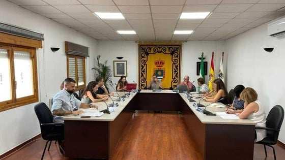 La Mojonera realiza mejoras en puntos importantes de la Parque de la Pintura
