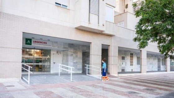 Critican que el SUAP de Roquetas esté «colapsado» y sin apenas plazas de aparcamiento