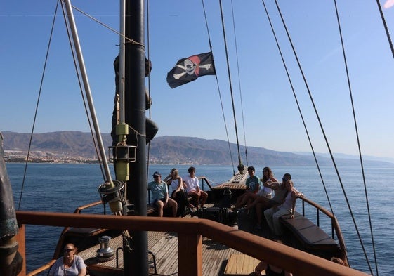 Los participantes pudieron disfrutar de diversas actividades para conocer el ecosistema marino.