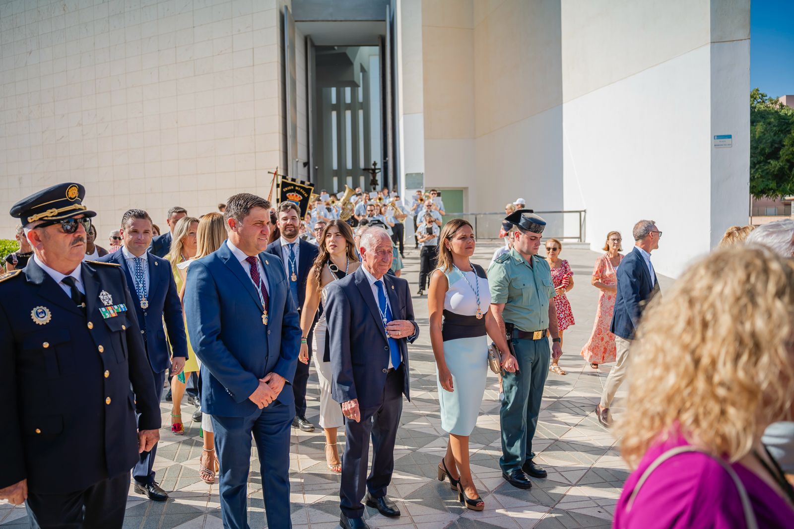 La Virgen del Carmen y Santa Ana dicen adiós a las Fiestas del Puerto de Roquetas, en imágenes