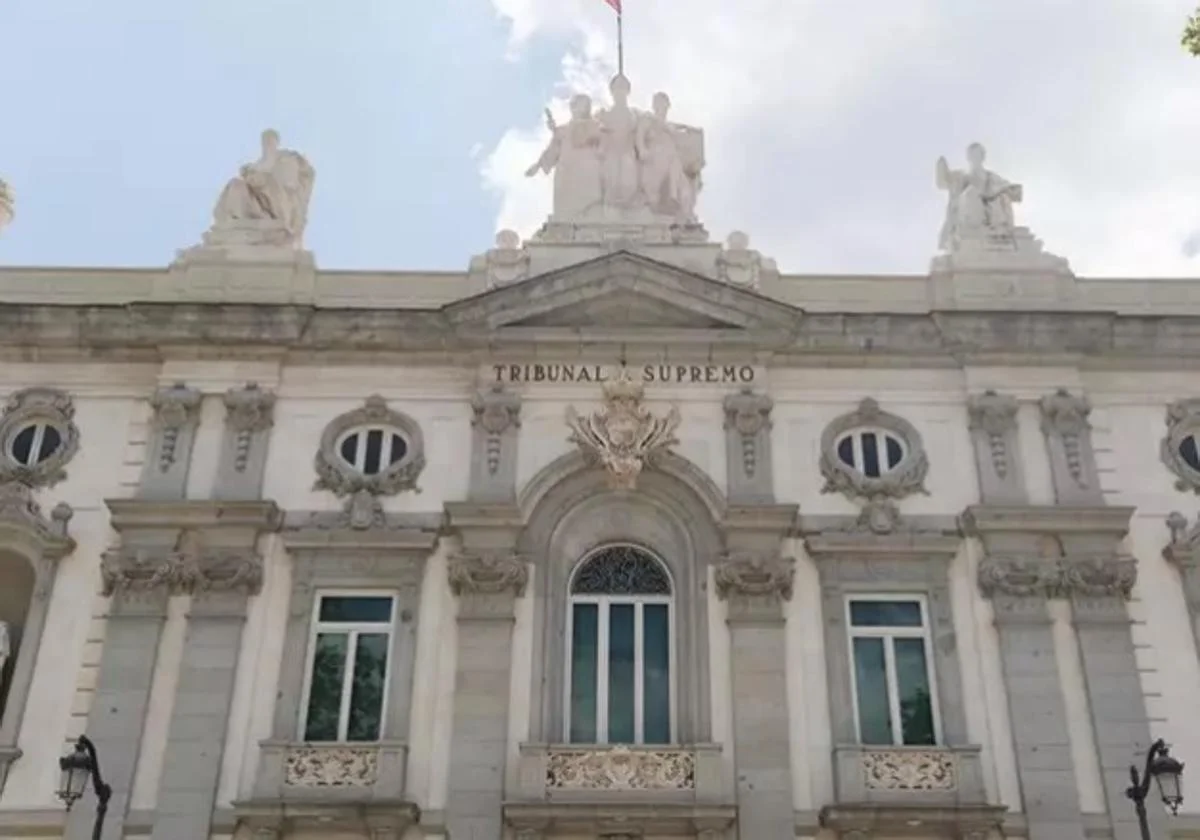 El Tribunal Supremo rechaza revisar la condena del profesor británico por abusos a una alumna menor de edad