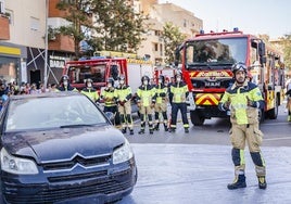 Un momento del espectáculo de bomberos en la edición anterior de la Semana de la Movilidad.