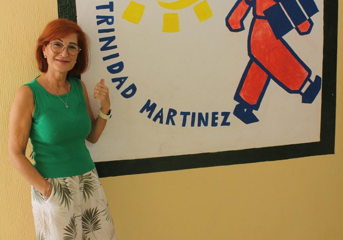 María Carrasco, directora del Colegio Trinidad Martínez, posa para IDEAL en el interior del centro.