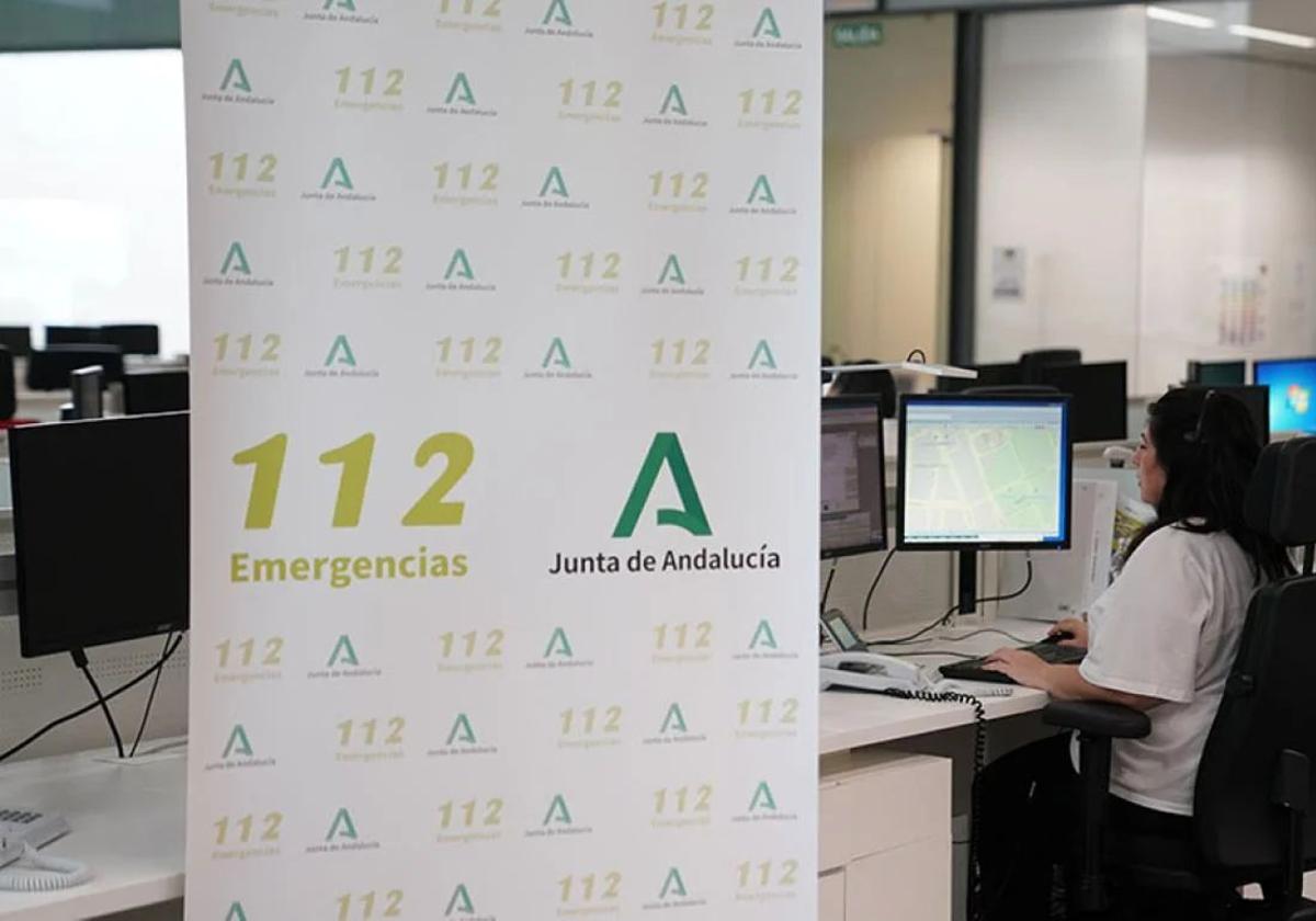 Un fallecido y tres heridos en una colisión de un coche y una furgoneta en Vícar