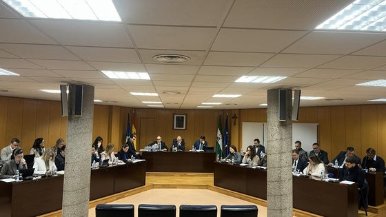 El Pleno de Roquetas aprueba construir un nuevo depósito de agua en Aguadulce