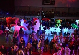 Uno de los momentos vividos en el interior del Palacio de Deportes.