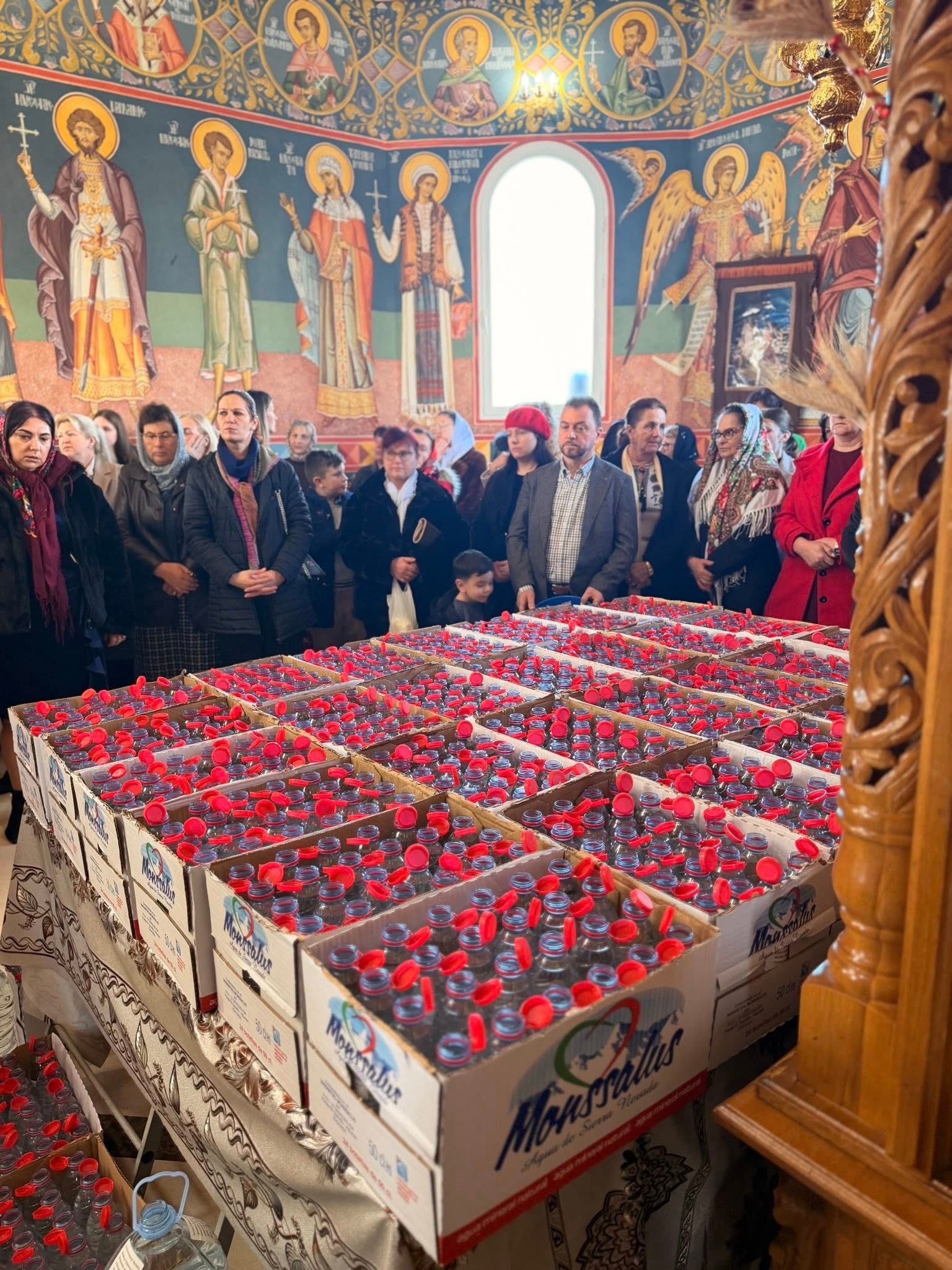 La Iglesia Ortodoxa Rumana de Roquetas celebra la misa del Bautismo del Señor