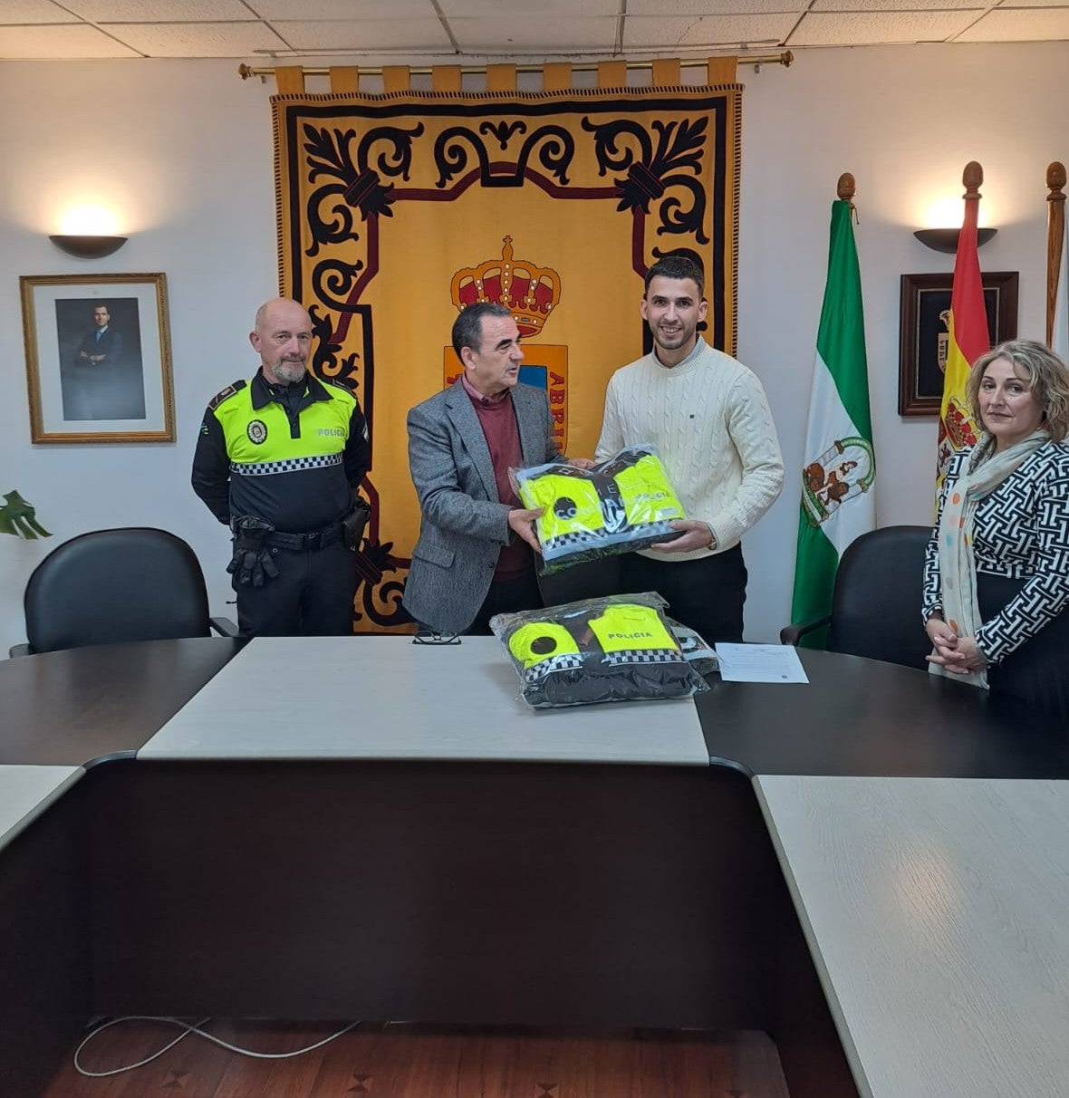 La Mojonera nombra a un nuevo Policía Local en prácticas, en imágenes