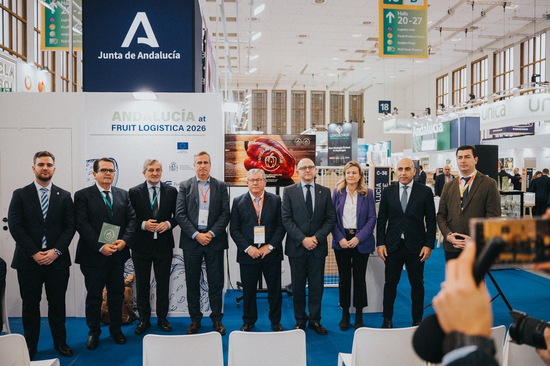 Roquetas asiste a la edición de Fruit Logistica 2026, en imágenes