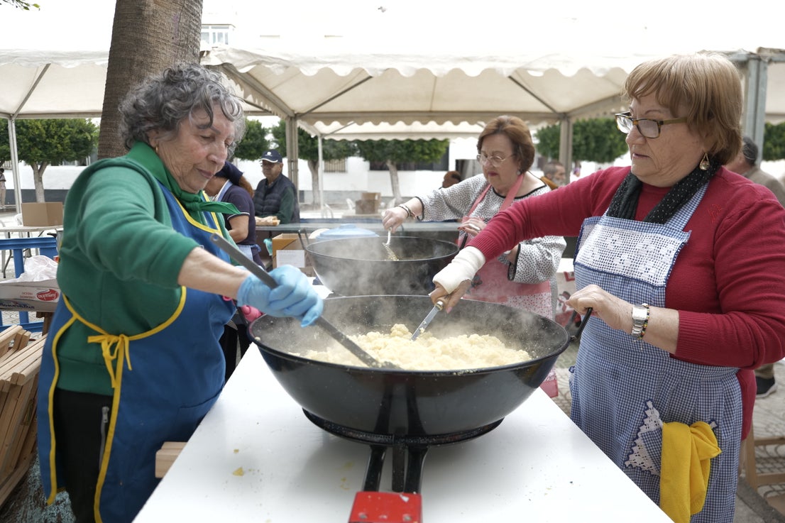 Roquetas celebra las tradiciones migas por Andalucía, en imágenes